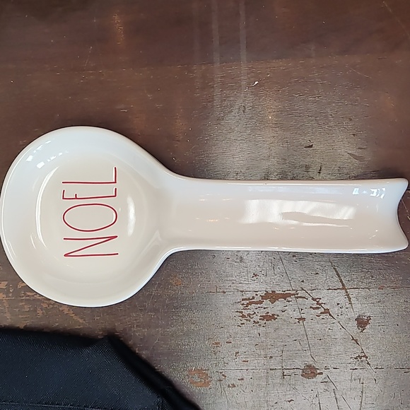 Rae Dunn Artesian Collection "Noel" Spoon Rest - Picture 1 of 4
